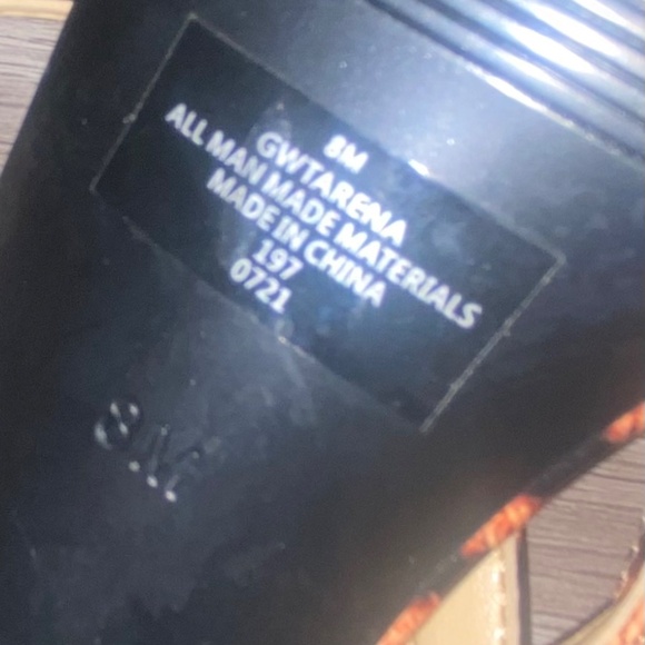 Guess Tarena Strappy Heels in Animal Print size 8M - Picture 9 of 14